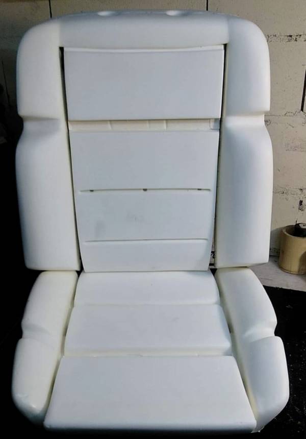 Mousse compléte pour 205 GTI  Atelier M24